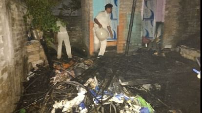 बिहार: मुजफ्फरपुर में तीन घरों में लगी आग, चार लड़कियां जिंदा जलीं