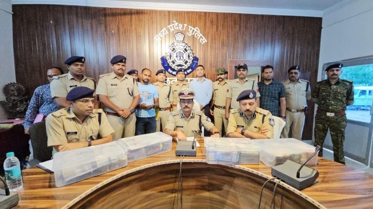 Accused student arrested for robbery of one crore at Naogaon businessman house