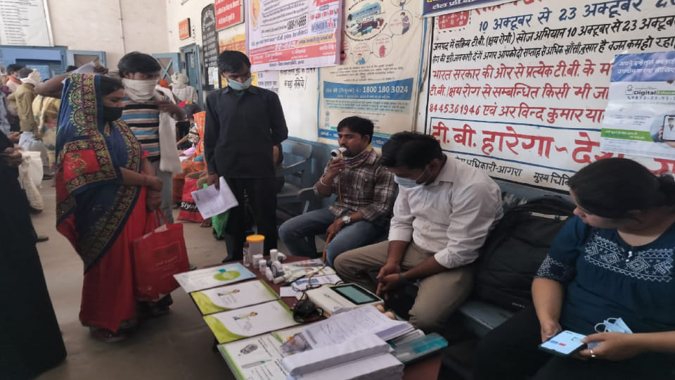 Health camp organized at SN Medical College on World Asthma Day in Agra