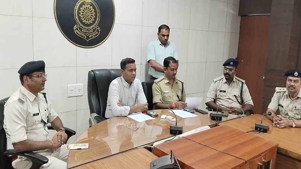 बुजुर्ग दंपती की हत्या का खुलासा