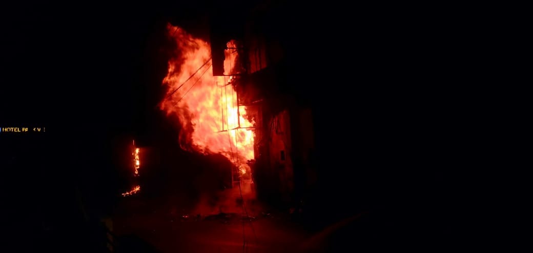 Dehradun News: Fierce-fire-bakery-explosion-AC- compressor