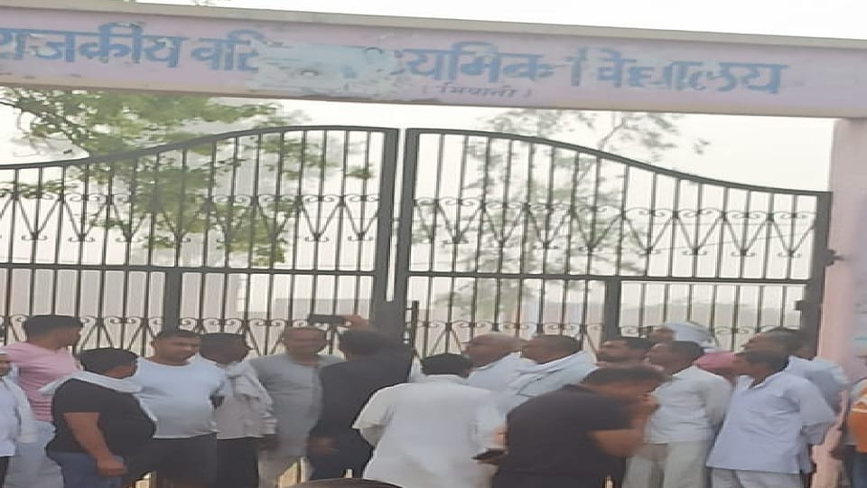classes held in two shifts for 800 children in eight rooms In government school of Gujrani of Bhiwani