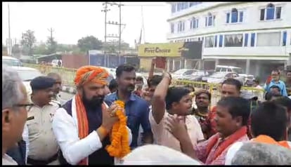Giriraj Singh annouced bihar bjp president samrat chaudhary as cm of bihar, yogi of bihar nitish kumar