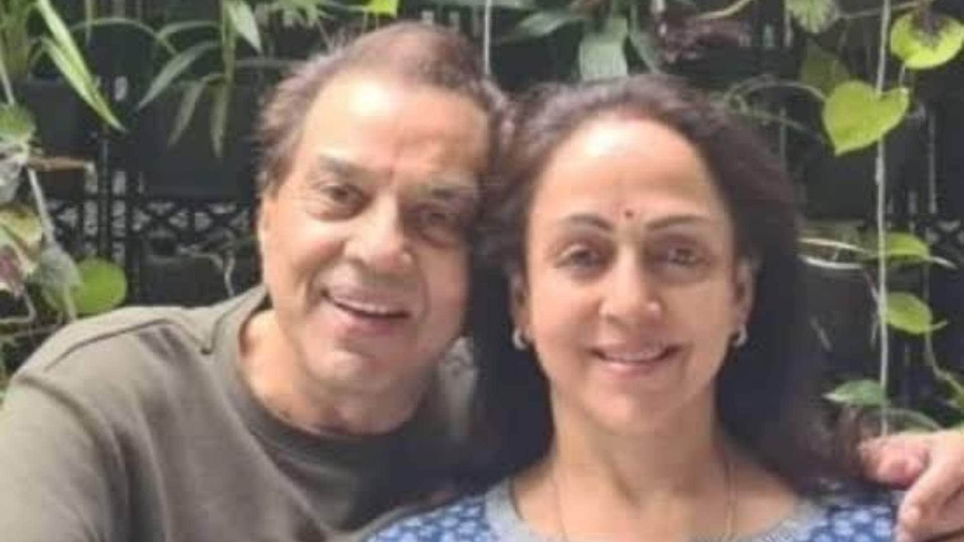 Hema Malini shared 43rd wedding anniversary pictures with Dharmendra thanks everyone for wishes