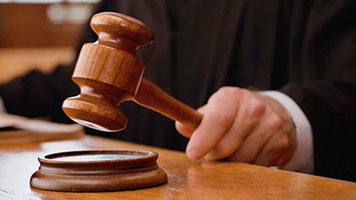 Order to register an FIR against three including inspector and constable in Firozabad