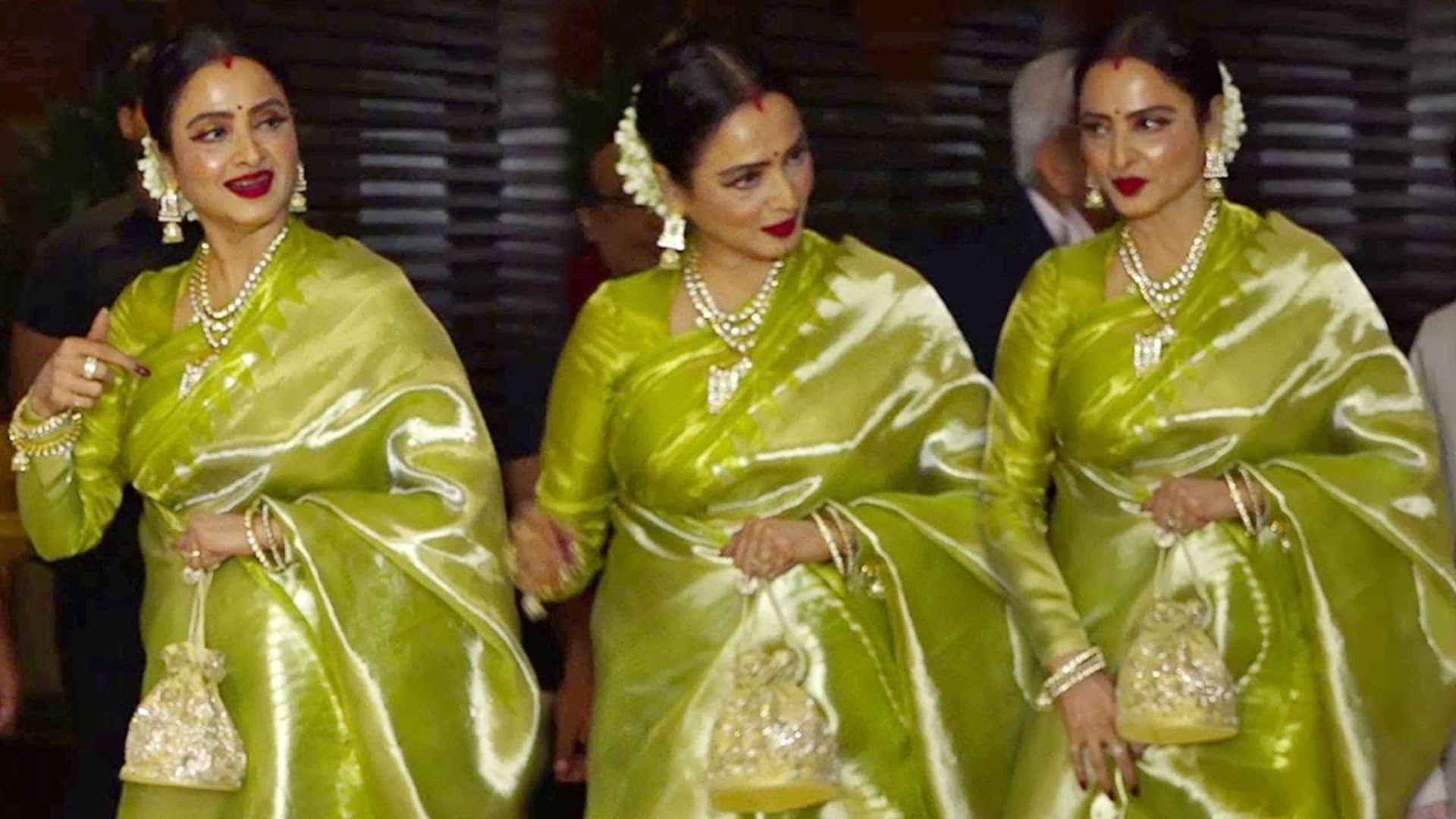 Mother’s Day 2023 Know Gift These Trendy Saree on This Mother’s Day Occasion