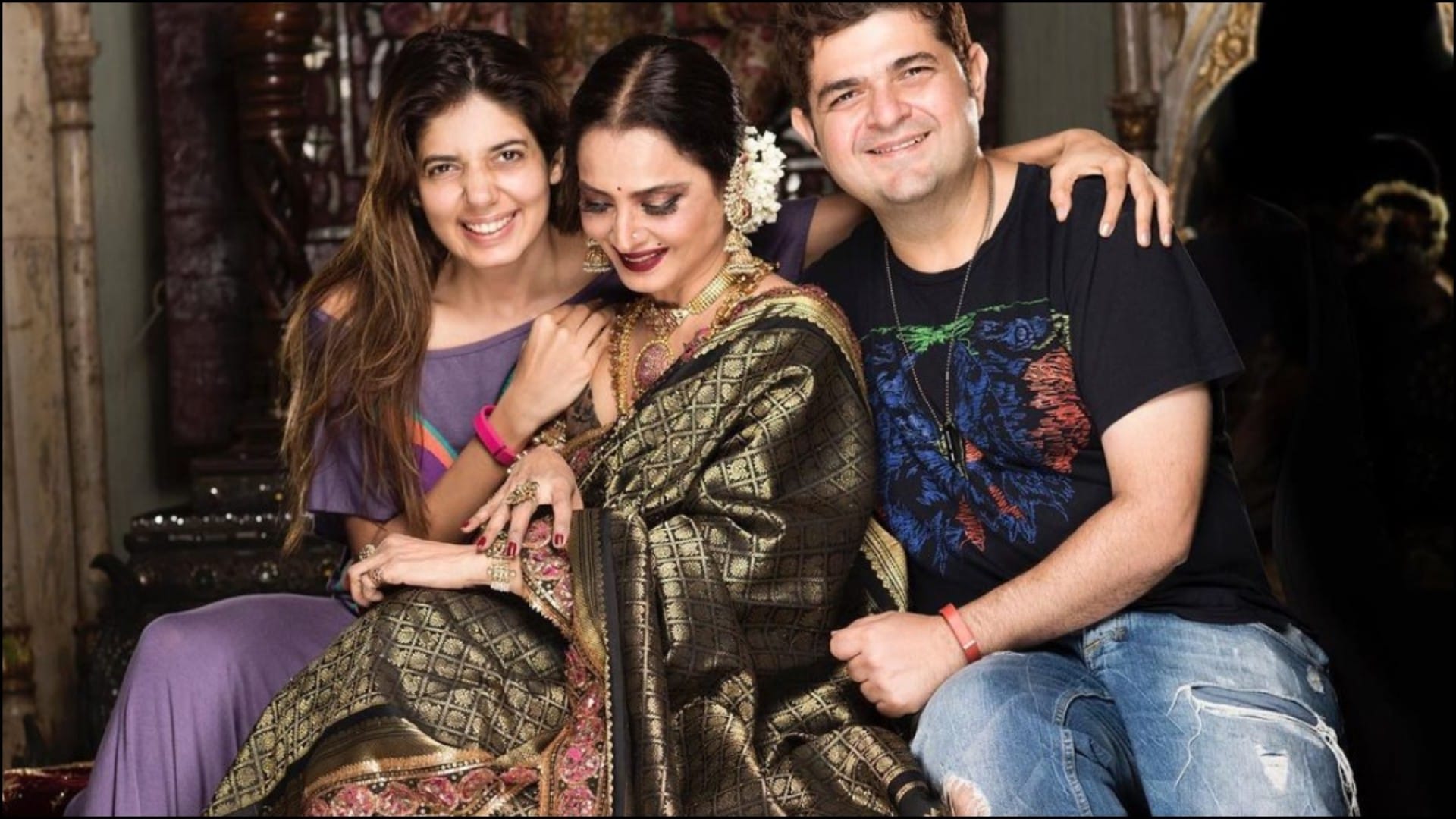 Actress Rekha Inspired Saree Collection for Wedding to Look Stylish Fashion Tips in Hindi