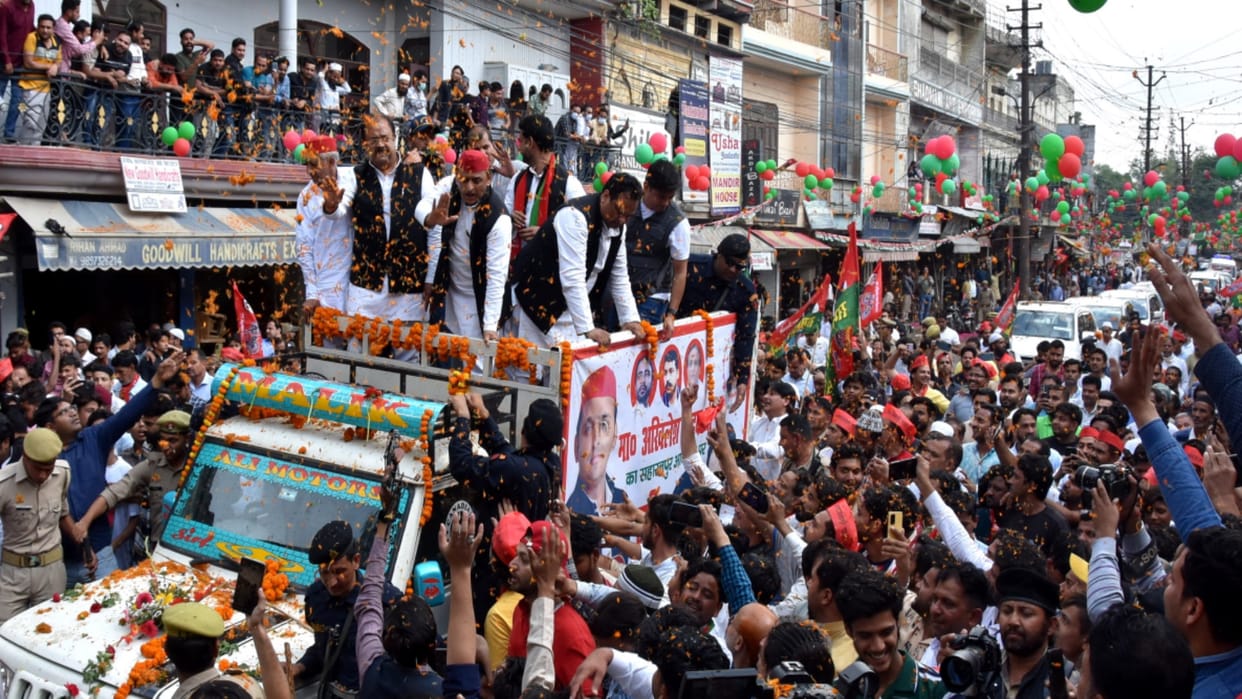Saharanpur Nikay Chunav 2023: see photos of Akhilesh Yadav road show