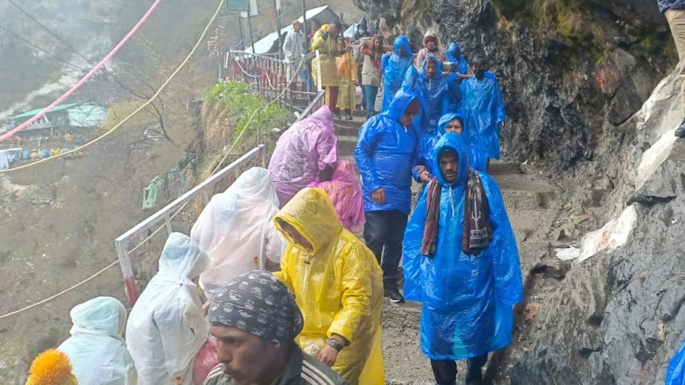 Chardham Yatra 2023 Devotees created New History Number of devotees cross 50 lakhs for the first time