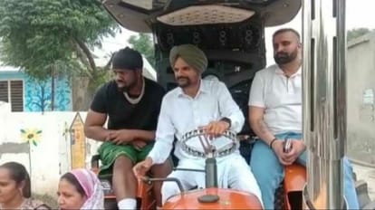British rapper Tion Wayne arrives to pay tribute to Sidhu Moosewala