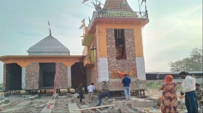 Kachhiyani Kheda Hanuman Temple shifted 150 feet away from the highway in Shahjahanpur