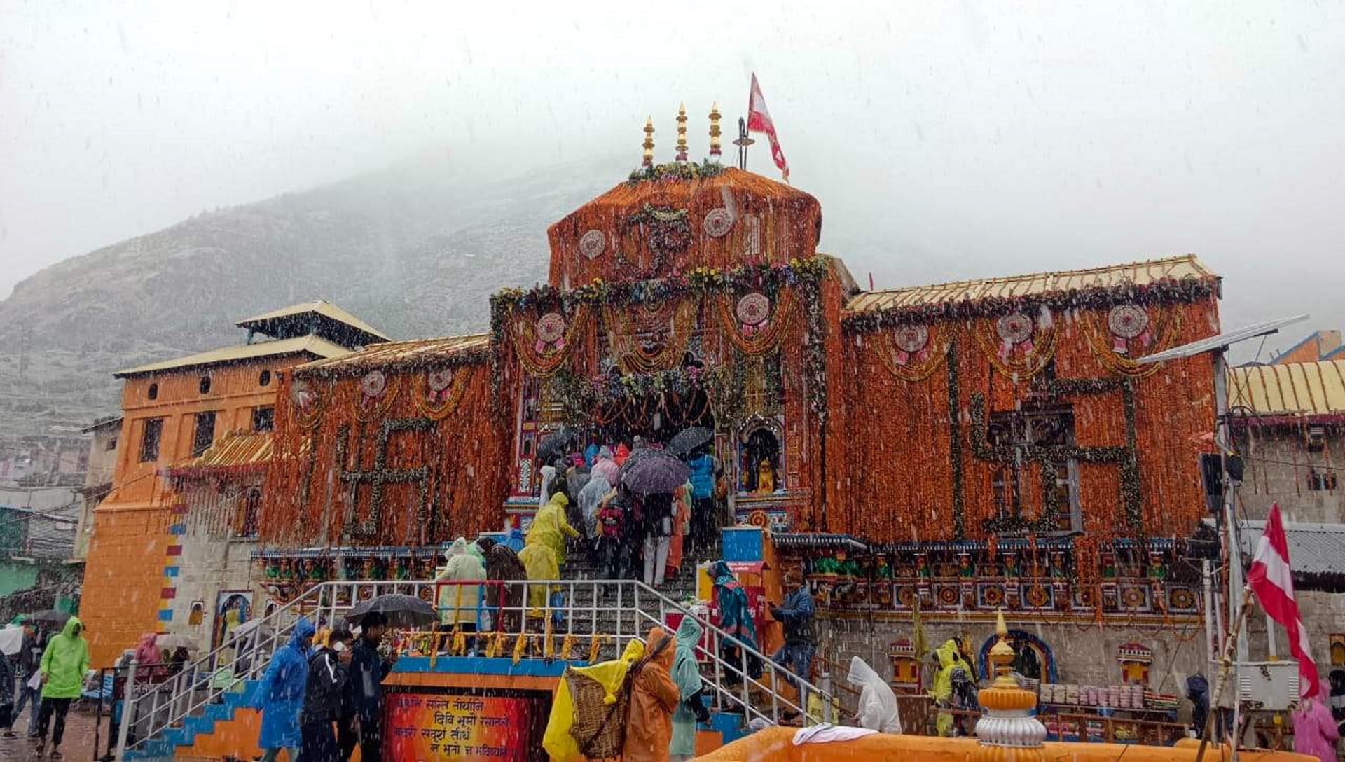 Two Sengol always along with Badrinath Dham Rawal interesting things about tradition Uttarakhand news in Hindi