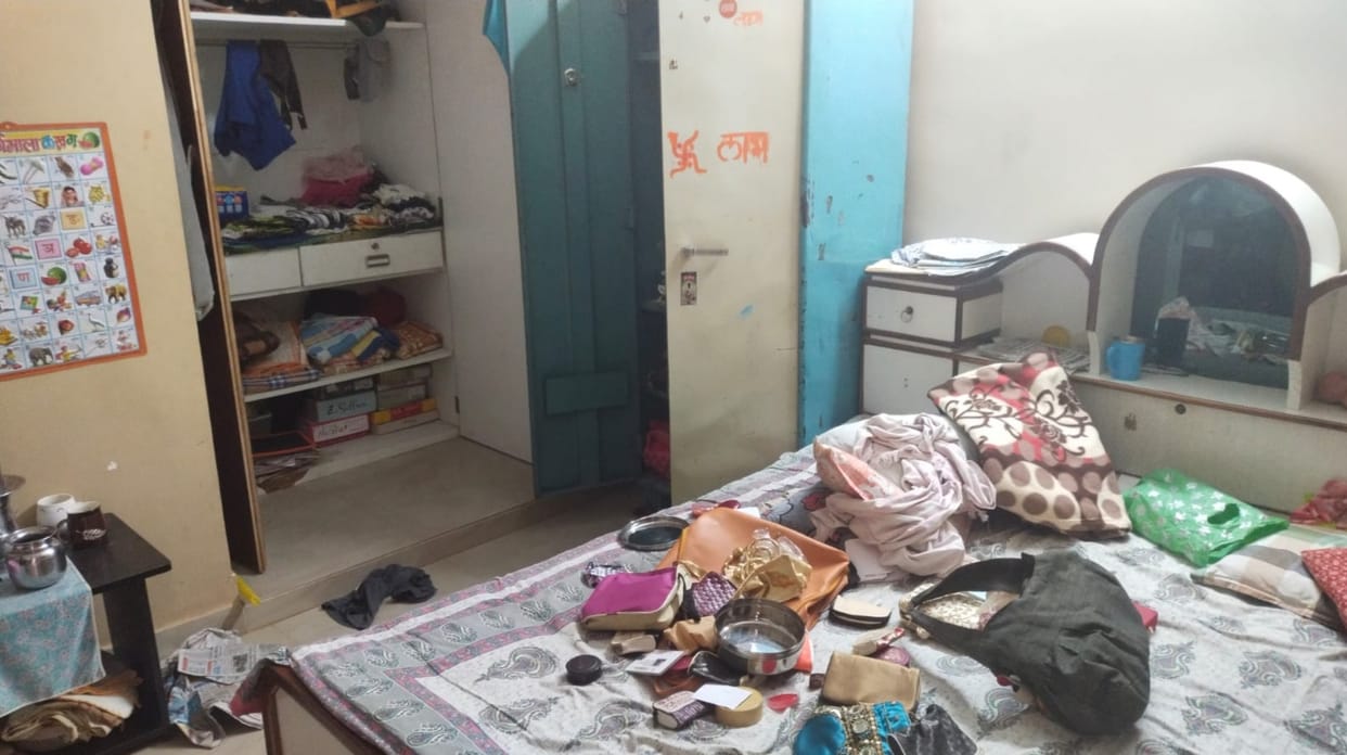 30 lakh stolen including jewelry from contractor house in Kabirdham