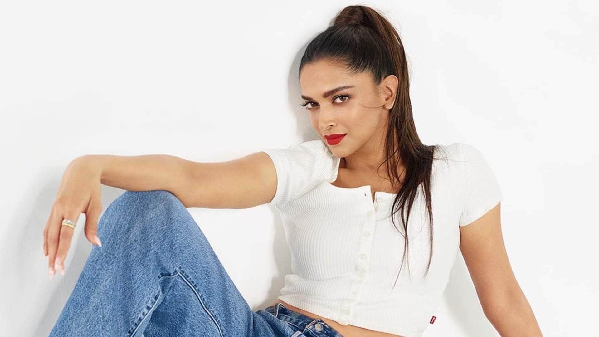 Deepika Padukone Allegedly Following alia bhatt hater on twitter Here The Truth