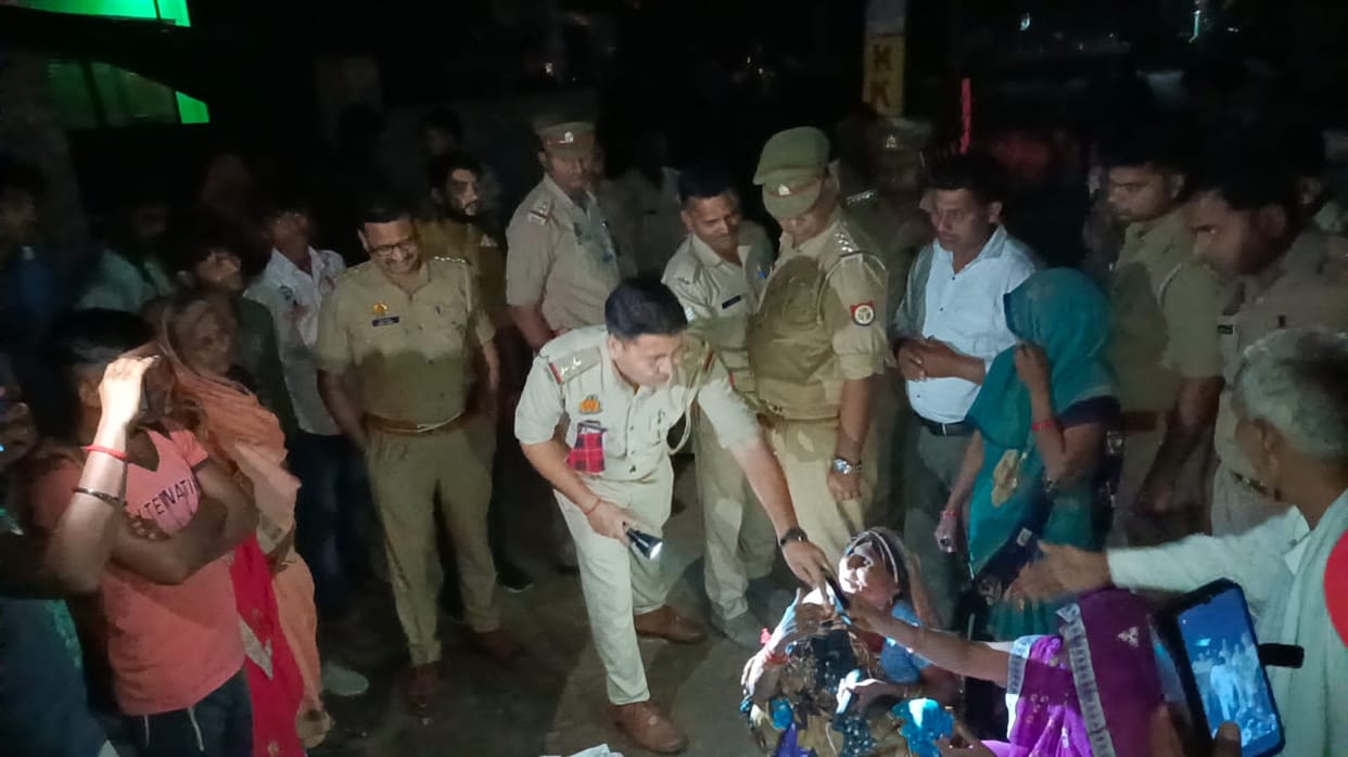Auraiya accident, Heavy collision between tractor and bike, painful death of father and son, condition of one