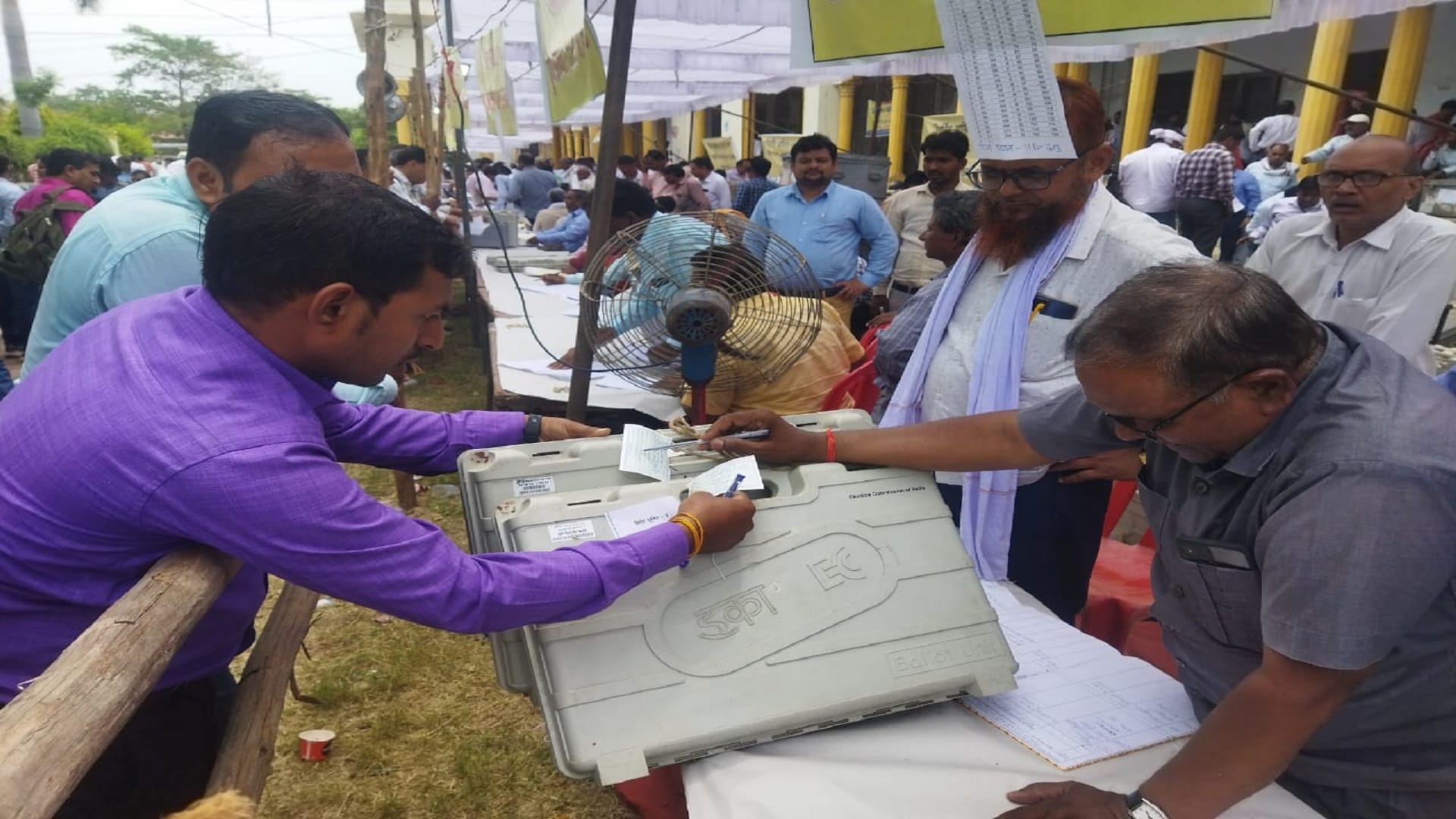 Municipal elections 2023: Polling parties leave for the polling place, votes will be cast on May 4