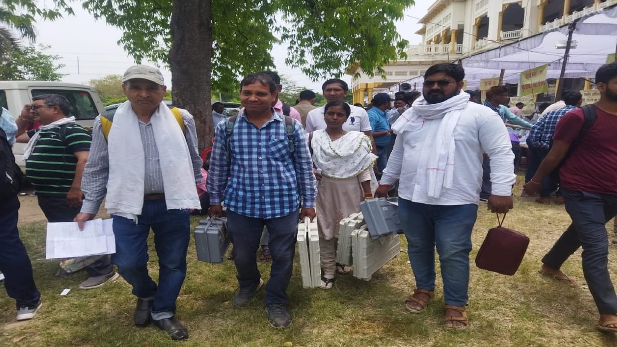 Municipal elections 2023: Polling parties leave for the polling place, votes will be cast on May 4