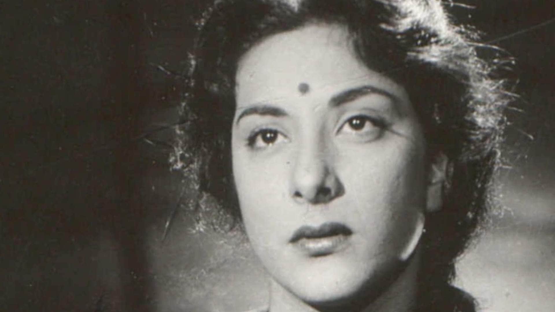 Nargis 42nd death anniversary Sanjay Dutt Priya remember mother with special post