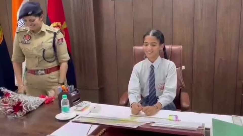 Class IX student became SSP for one day in Fazilka