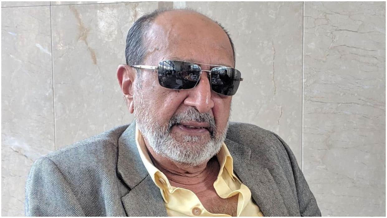 Tinu Anand reveal that madhuri dixit was fired from film as she refused to remove her blouse on camera
