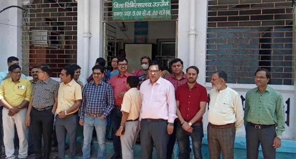 Doctors Strike: Operation not done in government hospital, pathology test not done