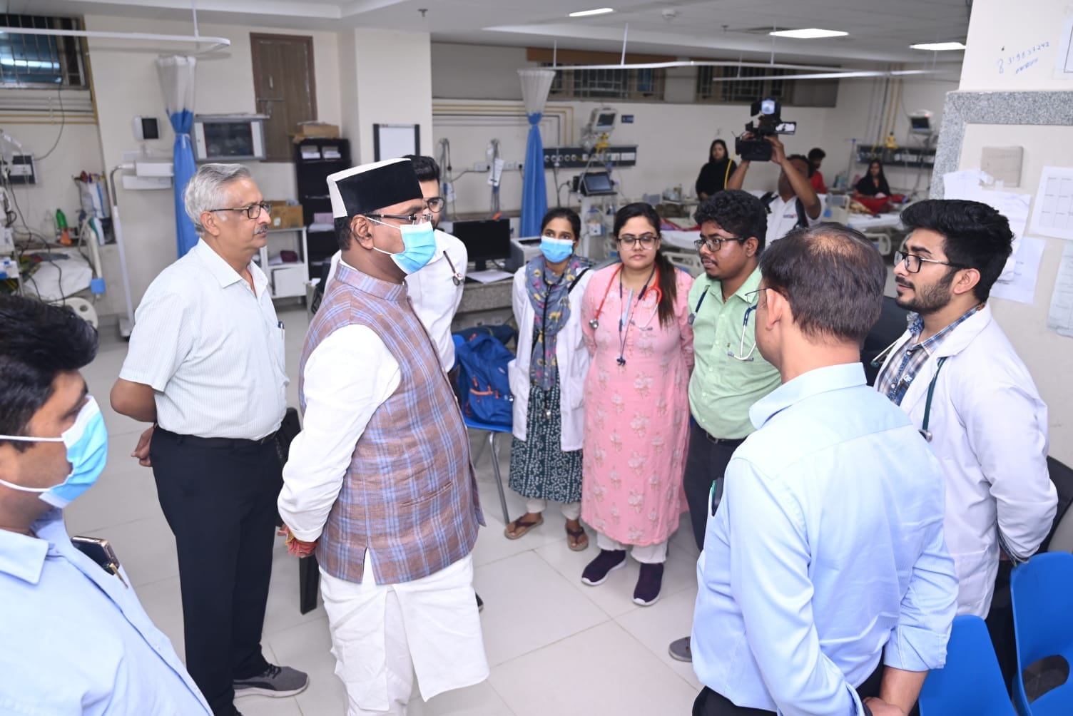 MP News: Patients suffer in hospitals due to strike, one death in Gwalior, government relying on private hospi