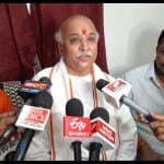 डॉ. प्रवीण तोगड़िया, राष्ट्रीय अध्यक्ष, अंतरराष्ट्रीय हिंदू परिषद।