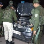 पुंछ में वाहनों की चेकिंग करते सुरक्षाबल