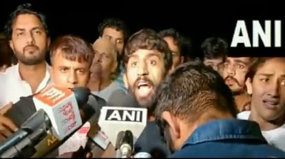Delhi : Clash between police and wrestlers at Jantar Mantar