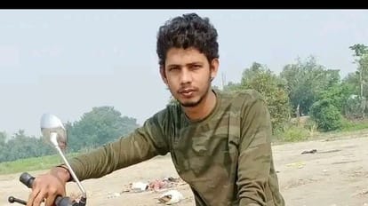 Bihar: Tractor ran over a young man going to a wedding procession in Begusarai, one dead and another injured