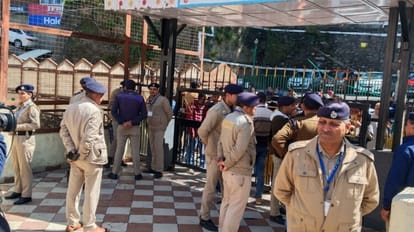 Shimla MC Election Result 2023 Live Updates Vote Counting Shimla Nagar Nigam Chunav BJP Congress News in Hindi