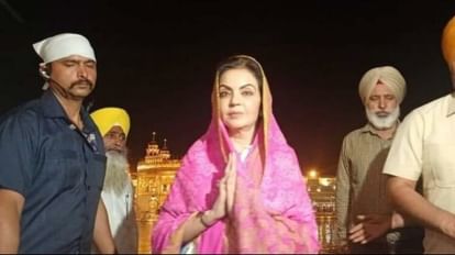 Nita Ambani Paid obeisance at Sri Harmandir Sahib in Amritsar