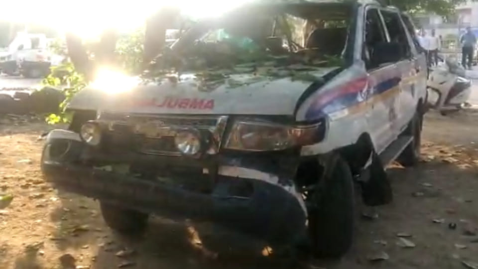 RTO in action challans of 11 ambulances in Agra fire fighting cylinders found defective