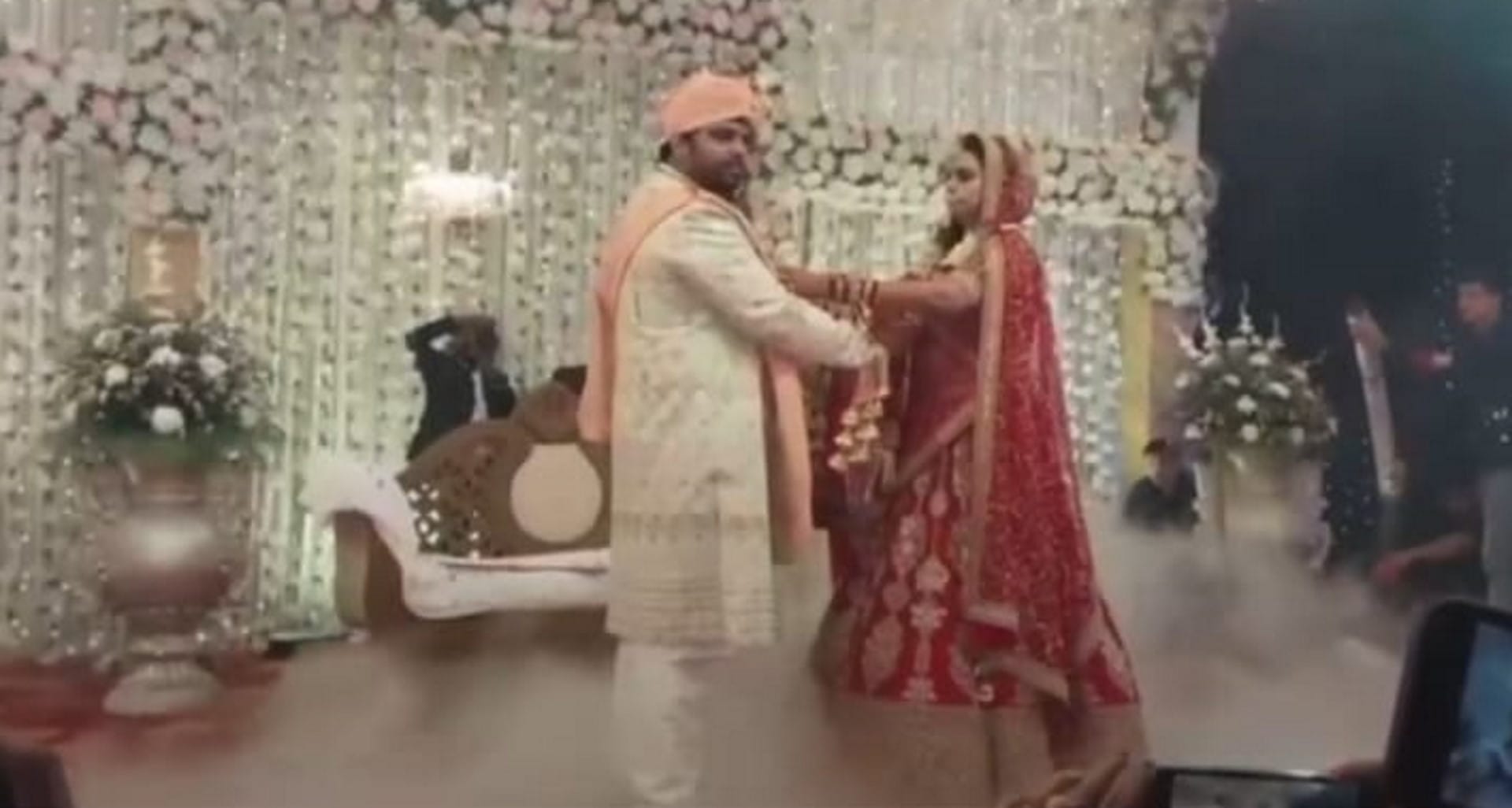 Bihar Bahubali Anand Mohan son Chetan Anand got married in royal style in Dehradun Uttarakhand news in hindi
