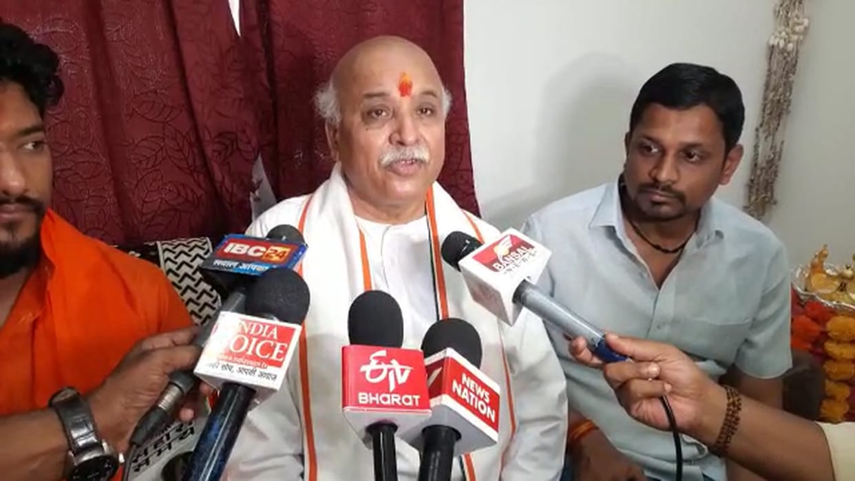 Praveen Togadia on Hindutva Hindu Rashtra and Bhupesh Baghel Govt In Bilaspur