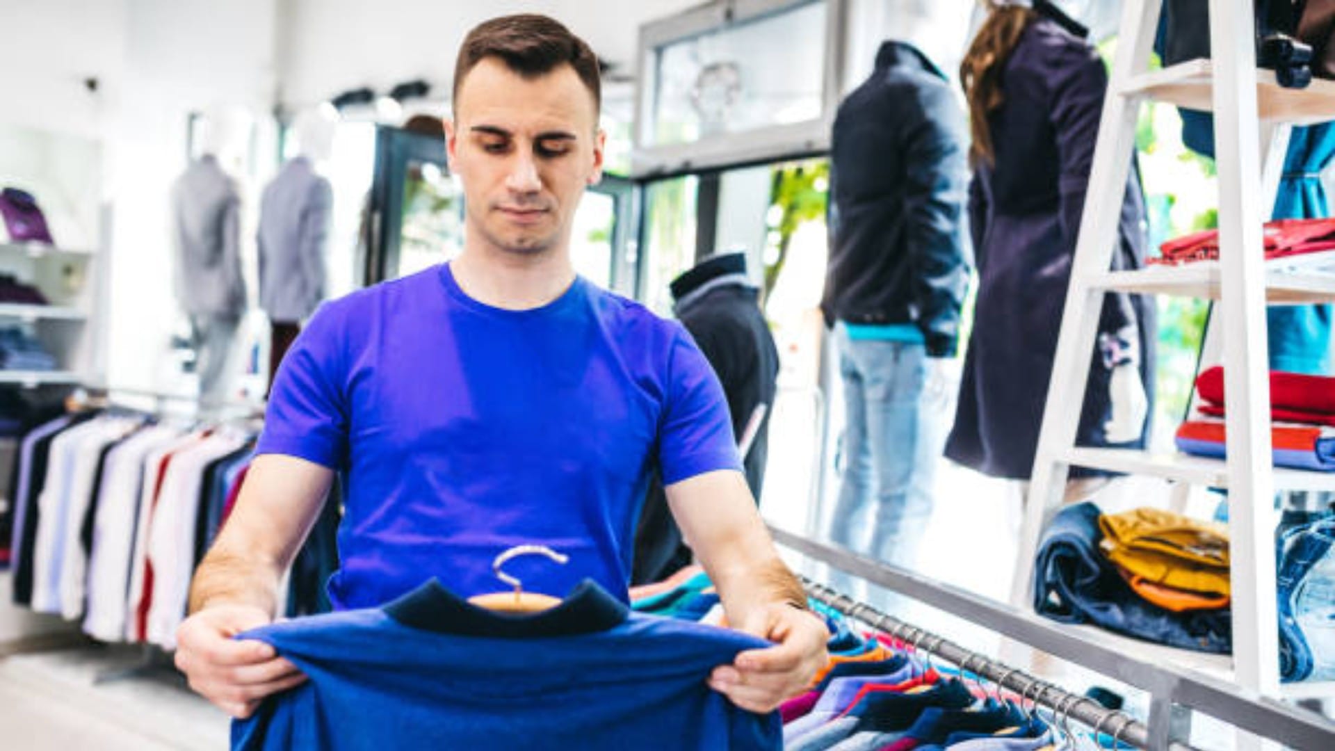 Fashion Tips for skinny men's for looks stylish and muscular