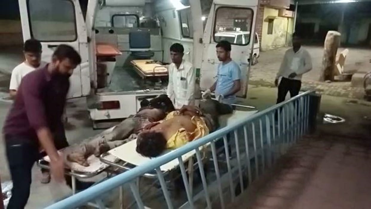 Three killed in a head-on collision between a trailer and a van on the Churu Ratangarh highway