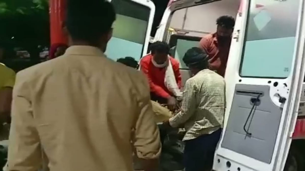 Chitrakoot Accident: One worker died and one injured in bike collision