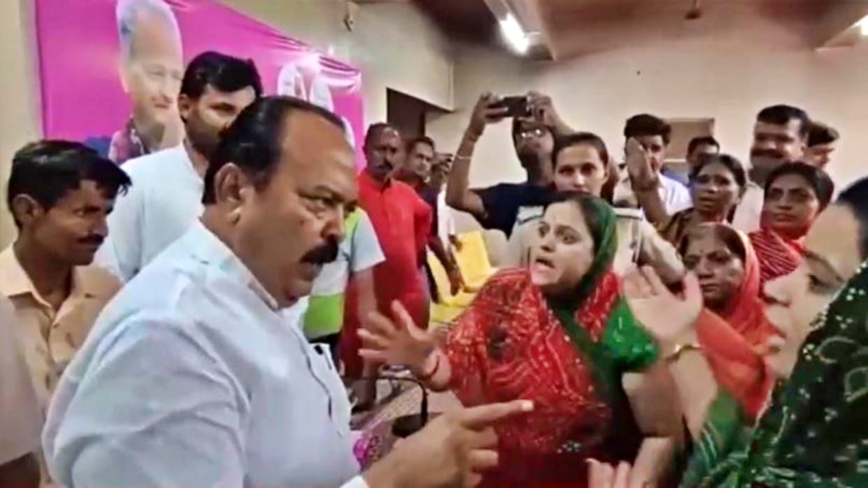 Jaisalmer MLA Ruparam Dhande's opposition in inflation relief camp