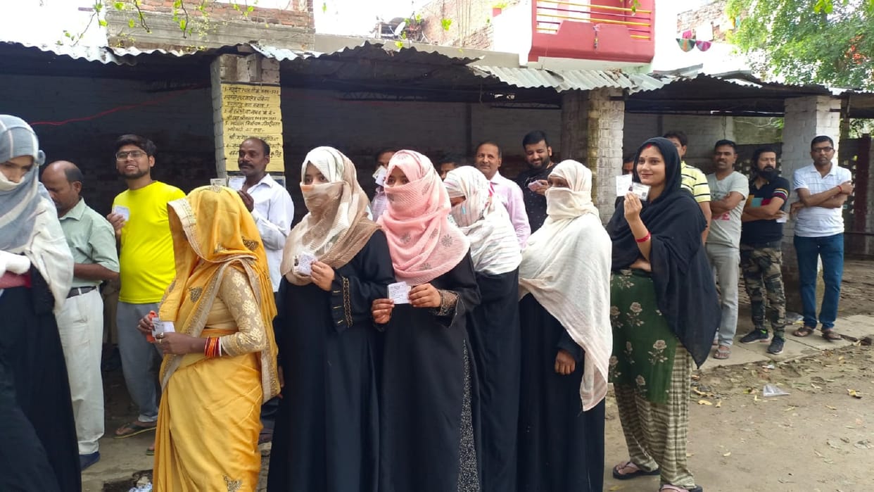 Nikay Chunav 2023: SP loses in mafia Atiq Ahmed's bastion, voters show trend towards Congress