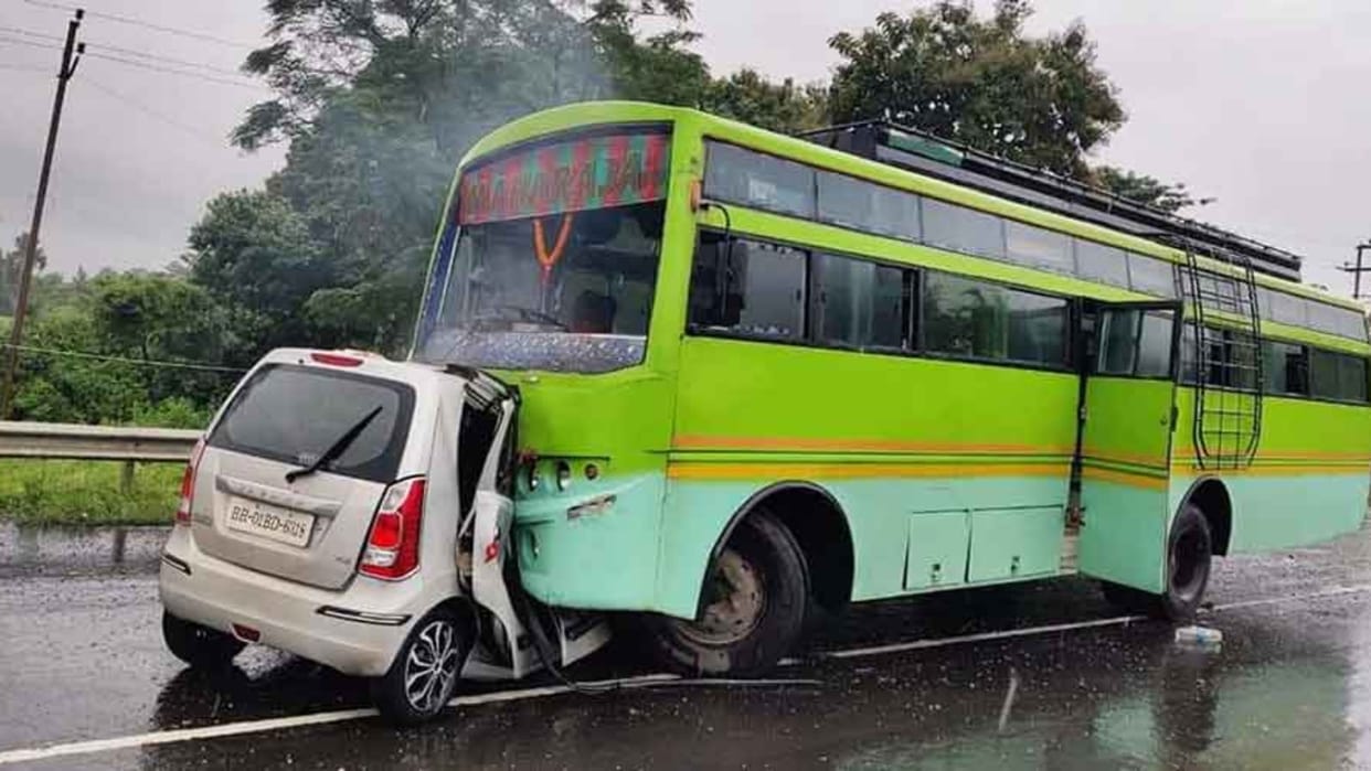 Mumbai News Updates: Bus and car collision in Sangli; Four killed and one injured, all are residents of Mumbai