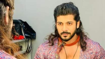 KKK 13 Fame Sheezan Khan share his picture wearing AliBaba Costume in south Africa Says I am Ali