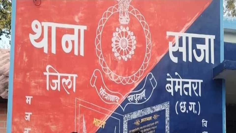 शराब की दुकान में मारपीट