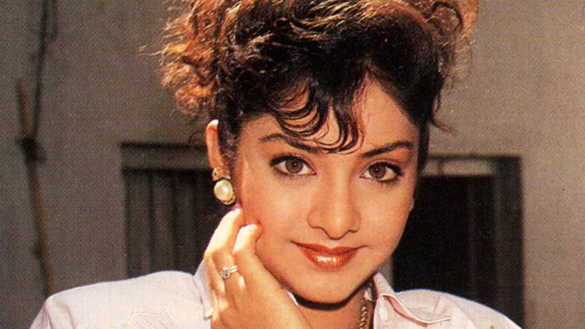 Bollywood Actresses Who Died at Young Age Aarthi Agarwal Divya Bharti Jiah Khan Smita Patil Pratyusha Banerjee