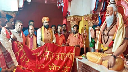 Bihar BJP State President Samrat Chaudhary and Leader of Opposition Vijay Kumar Sinha reached Bihar Sharif