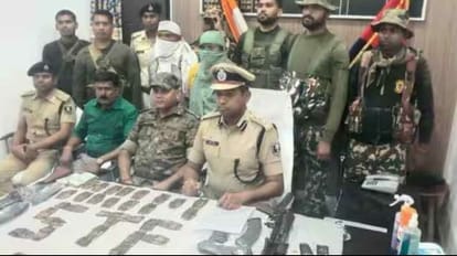 UP: यूपी सीमावर्ती क्षेत्रों में सुनी गई है नक्सली हमलों की गूंज, चर्चा में रहती है इनकी बर्बरता की दास्तां SSB increased patrolling after arrest of two Naxalites