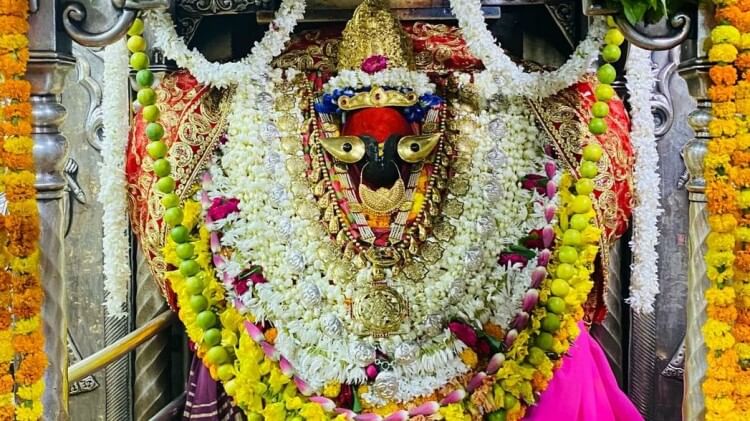 Mirzapur Devotees throng Maa Vindhyavasini Dham, temple crowded with devotees on Buddha Purnima