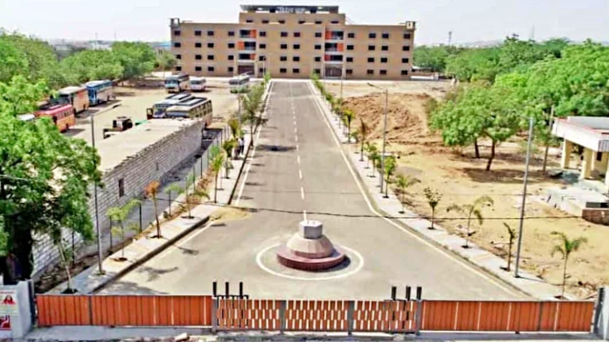 Hostel built in Barmer at a cost of 25 crores in memory of Forest Minister Hemaram's son