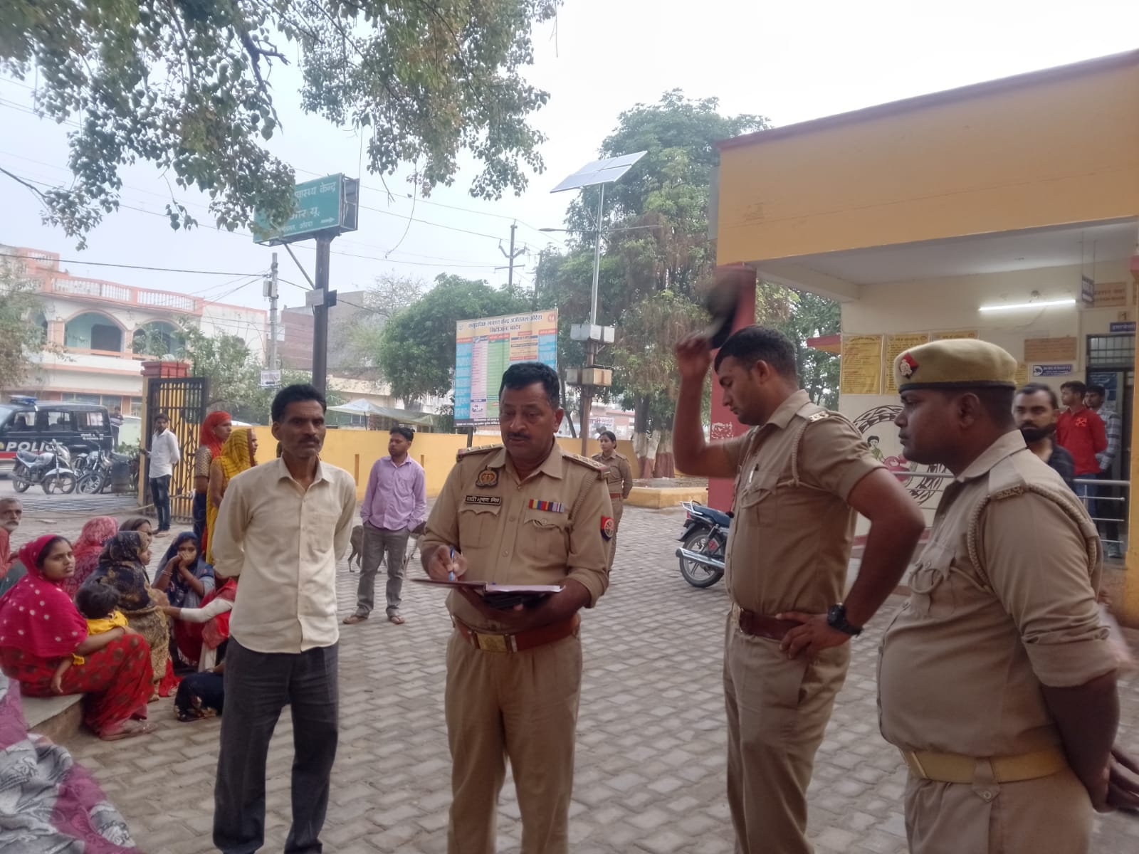 Son brutally murdered his father in Hamirpur, father ran away after saving his life, why the family is silent