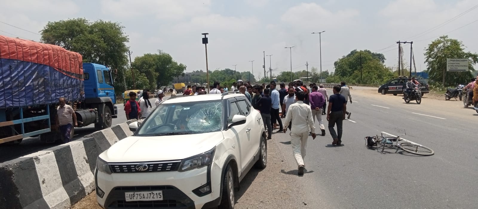 Etawah road accident, father could not see sons marriage, wedding rituals took place a day before